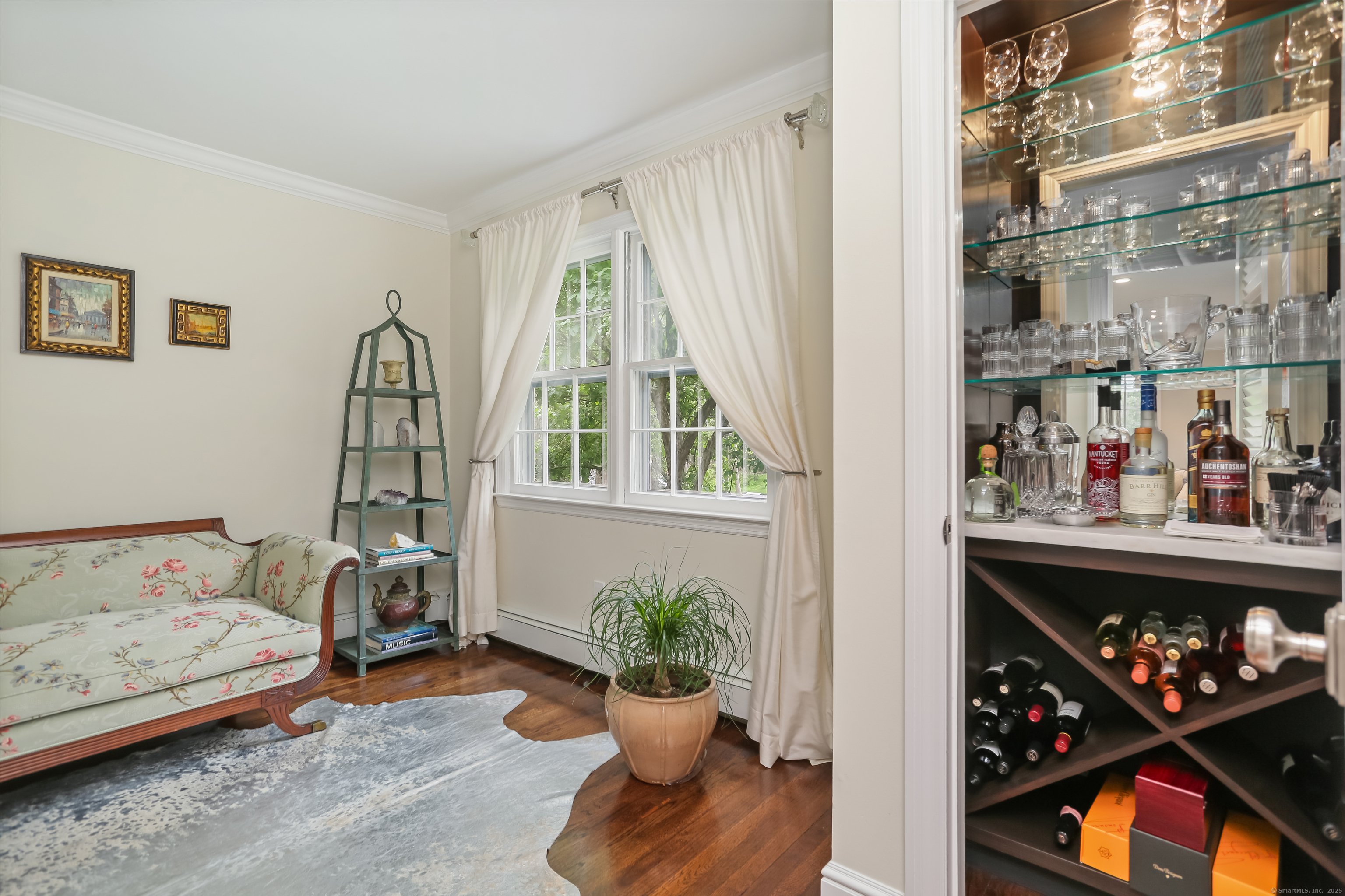 New Canaan, Connecticut 06840, United States, 4 Bedrooms Bedrooms, ,3 BathroomsBathrooms,Residential,Pending,150632