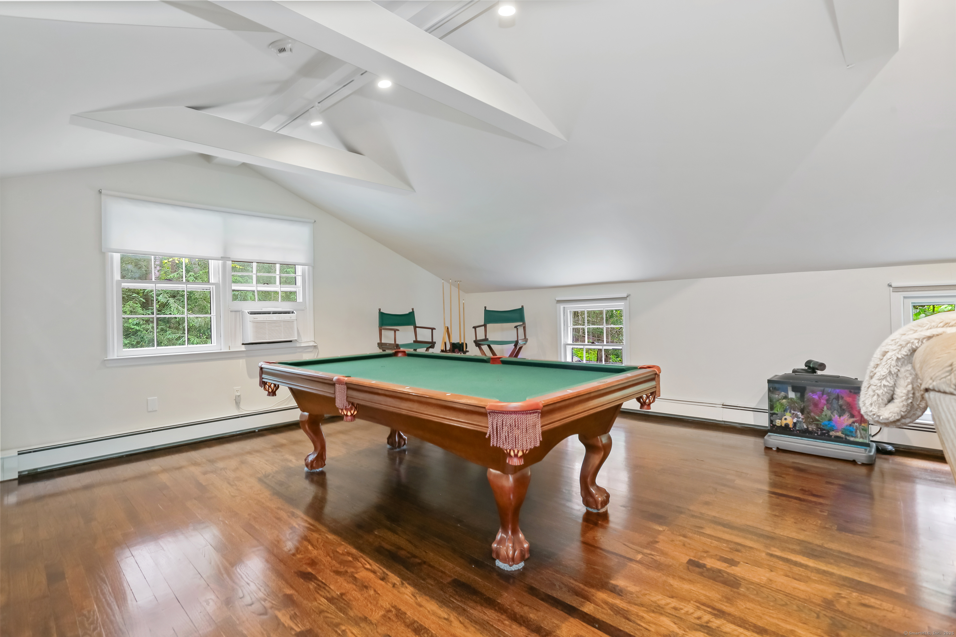 New Canaan, Connecticut 06840, United States, 4 Bedrooms Bedrooms, ,3 BathroomsBathrooms,Residential,Pending,150632