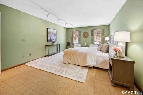 Tiny photo for 580 Mountain Road #APT C, West Hartford, CT 06117 (MLS # 24145795)