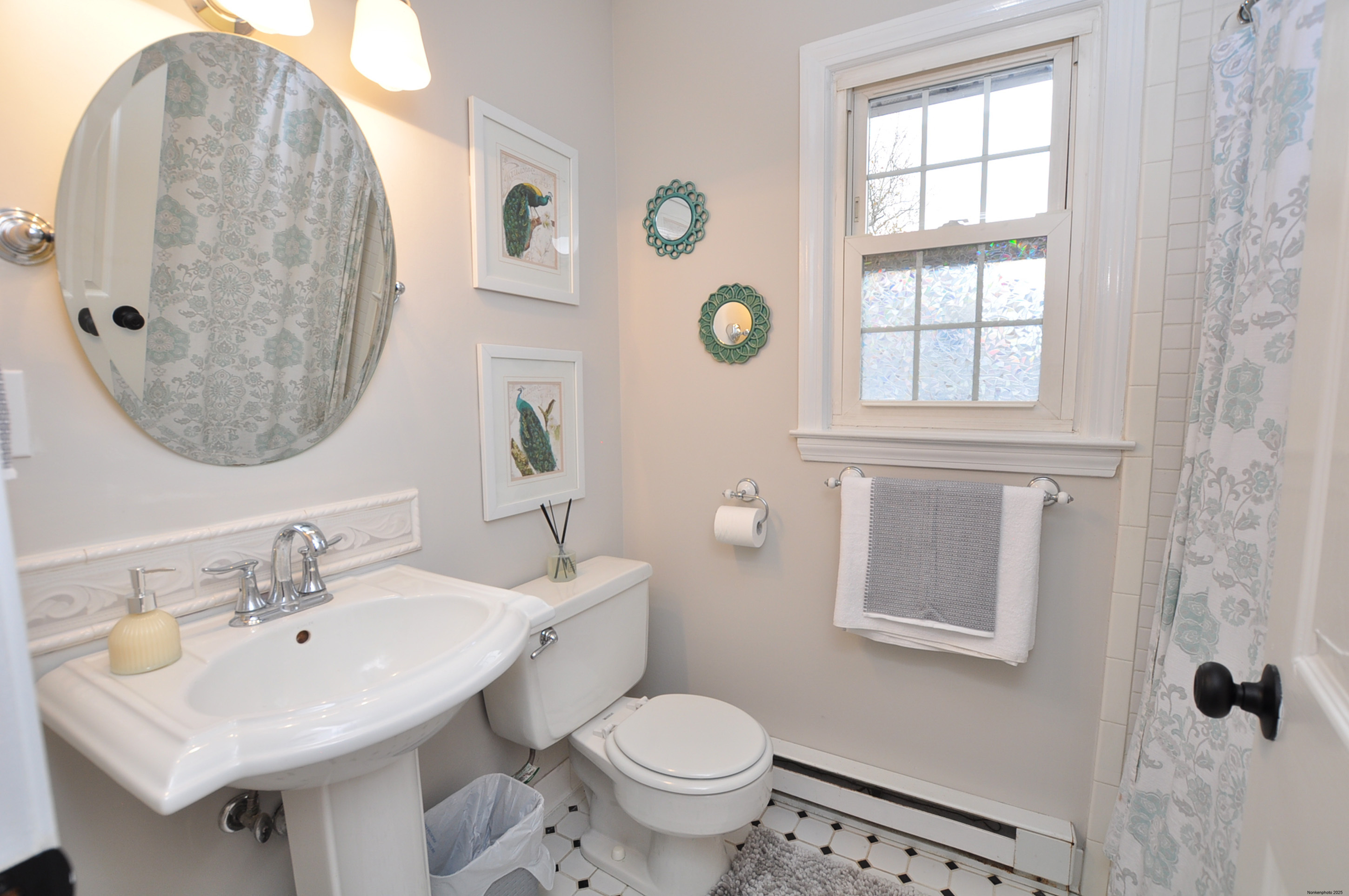 Simsbury, Connecticut 06081, United States, 2 Bedrooms Bedrooms, ,1 BathroomBathrooms,Residential,Coming Soon,238288