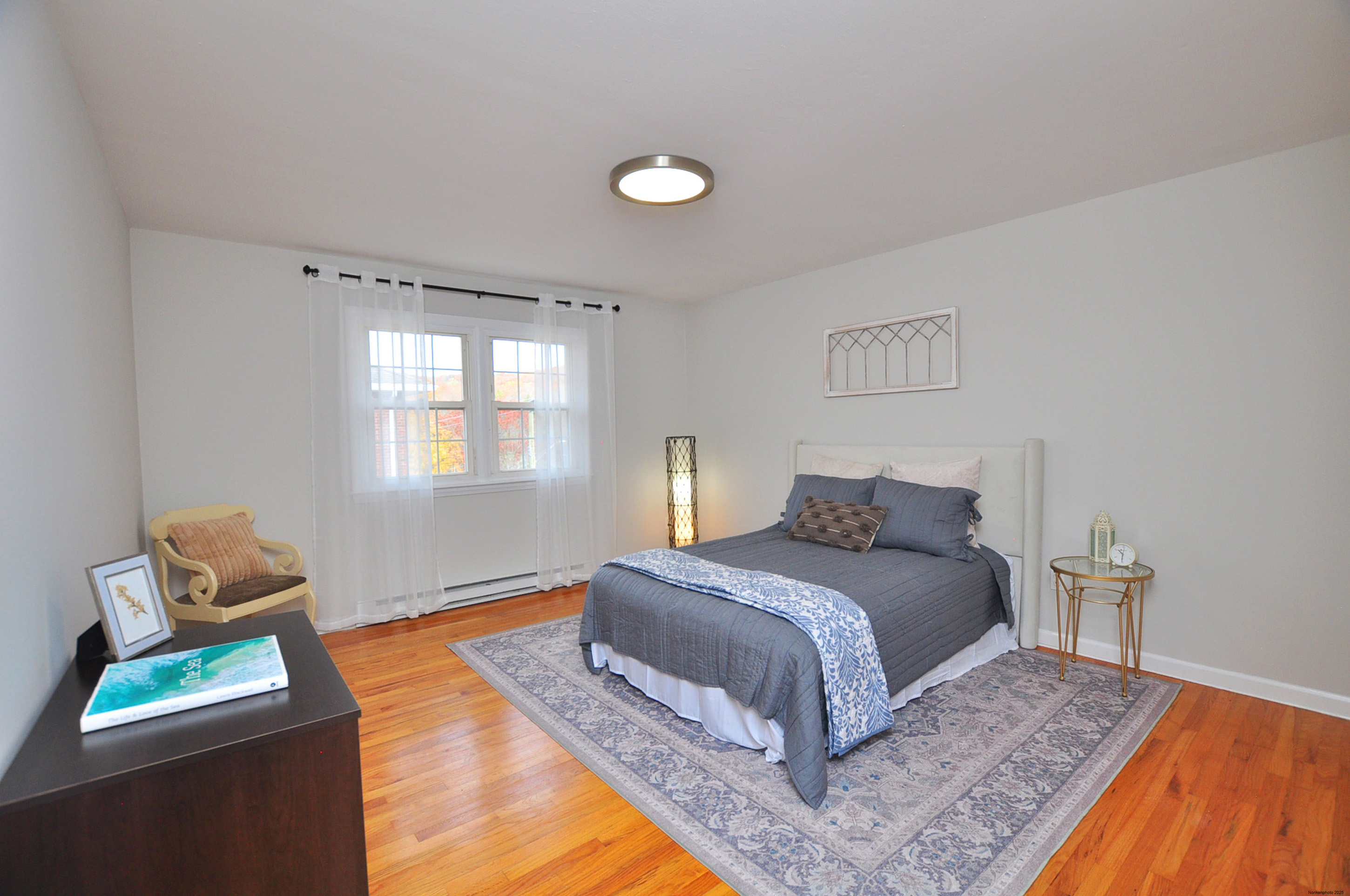 Simsbury, Connecticut 06081, United States, 2 Bedrooms Bedrooms, ,1 BathroomBathrooms,Residential,Coming Soon,238288