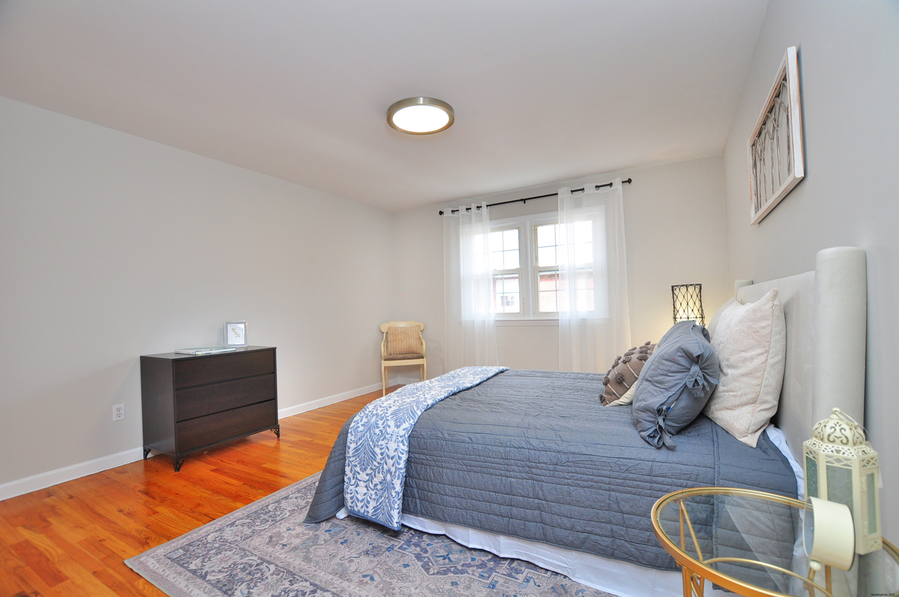 Simsbury, Connecticut 06081, United States, 2 Bedrooms Bedrooms, ,1 BathroomBathrooms,Residential,Coming Soon,238288