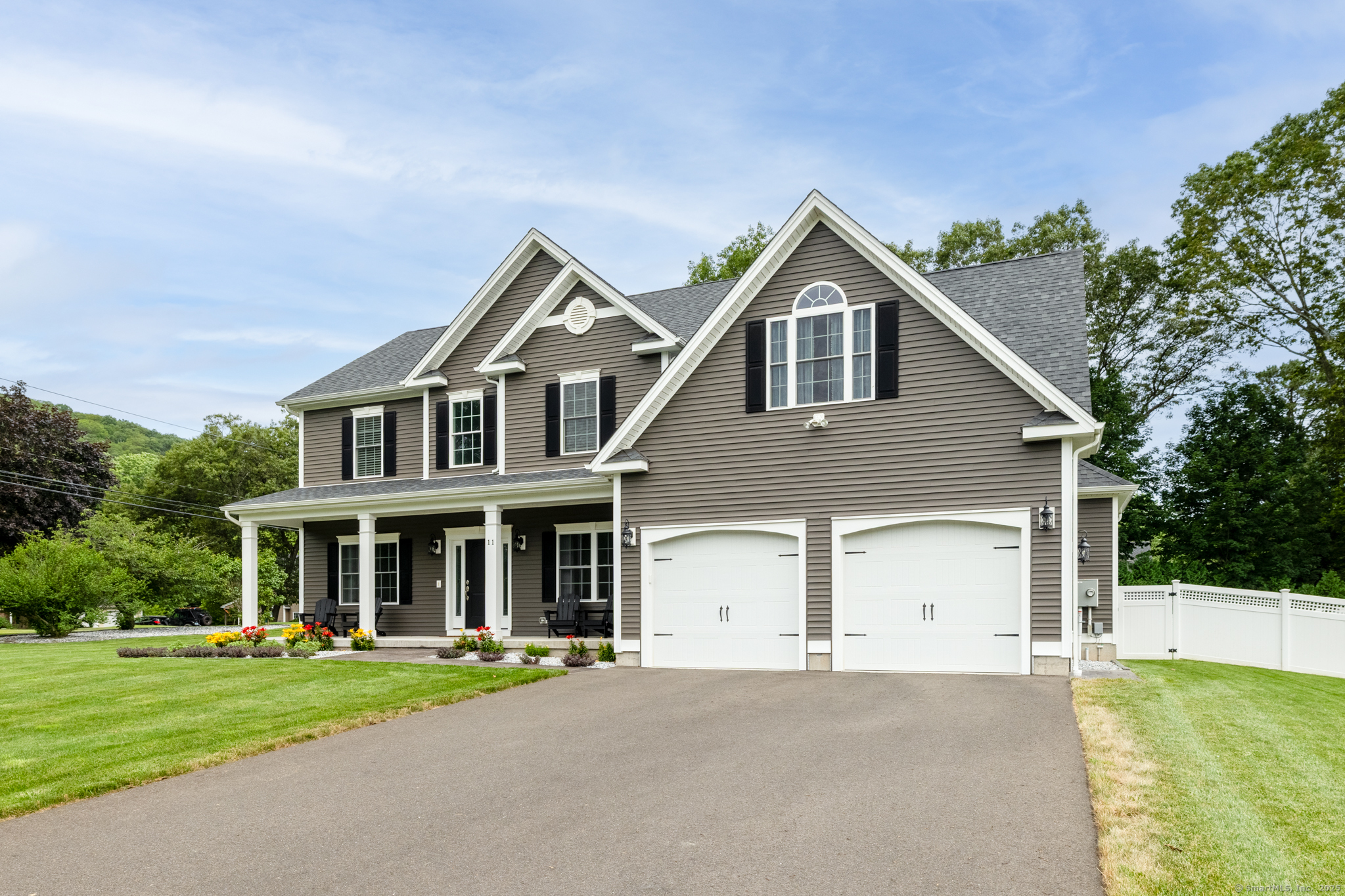 11 Mariani Drive