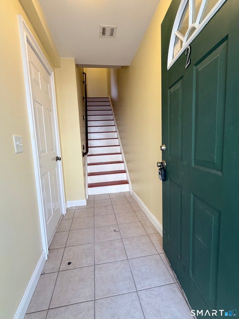 Tiny photo for 527 W Thames Street #2, Norwich, CT 06360 (MLS # 24217418)