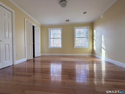 Tiny photo for 527 W Thames Street #2, Norwich, CT 06360 (MLS # 24217418)