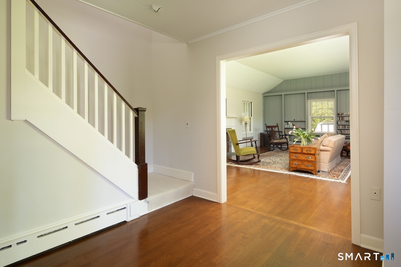 22 Robin Hill Lane