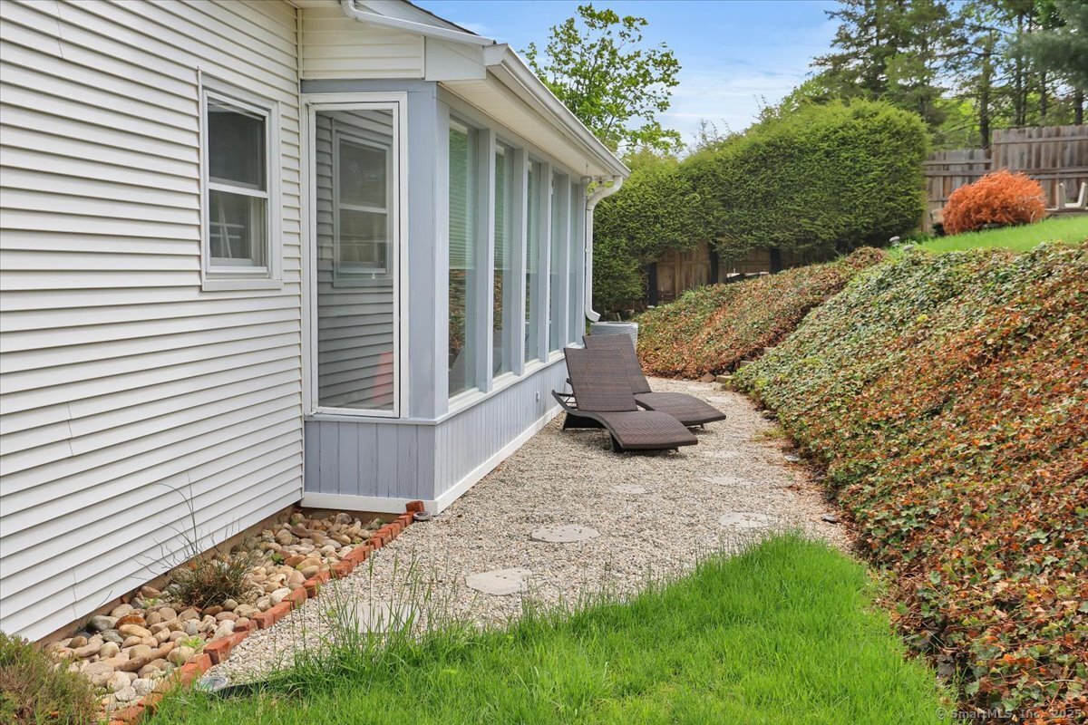 316 Hobart Street, Southington, Connecticut image 26