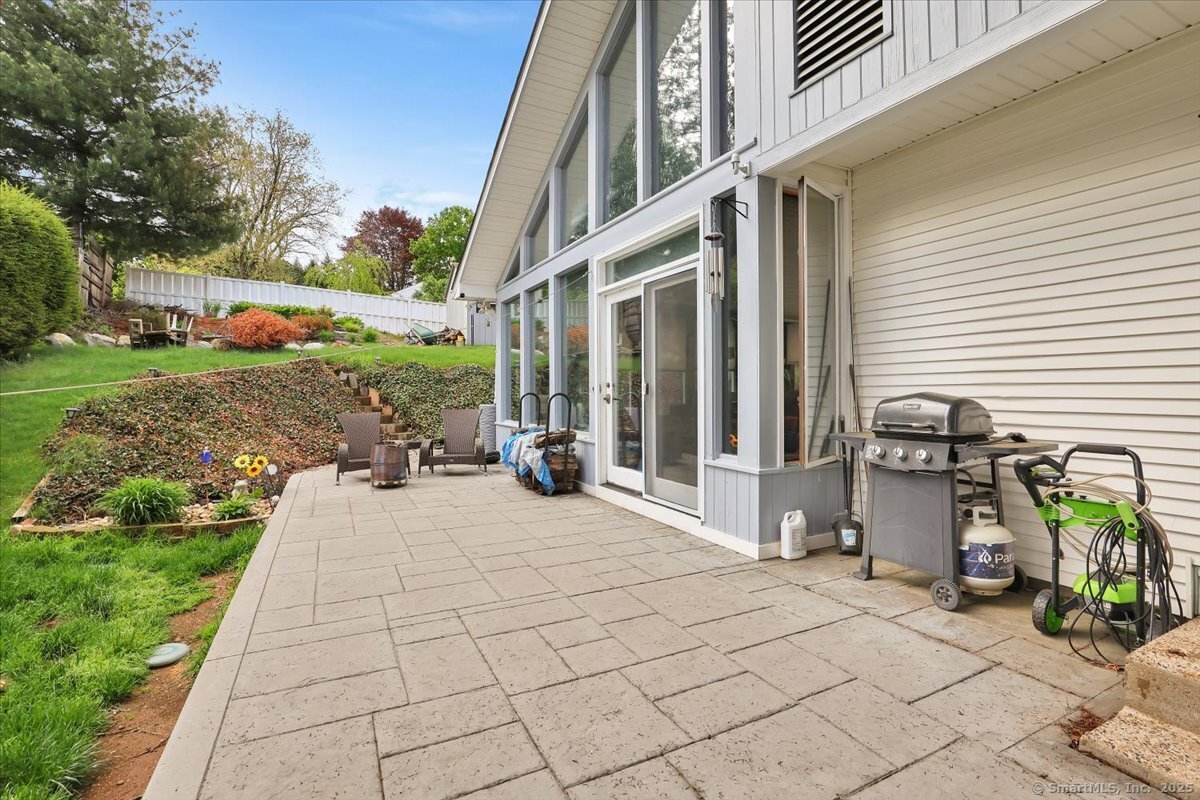 316 Hobart Street, Southington, Connecticut image 27