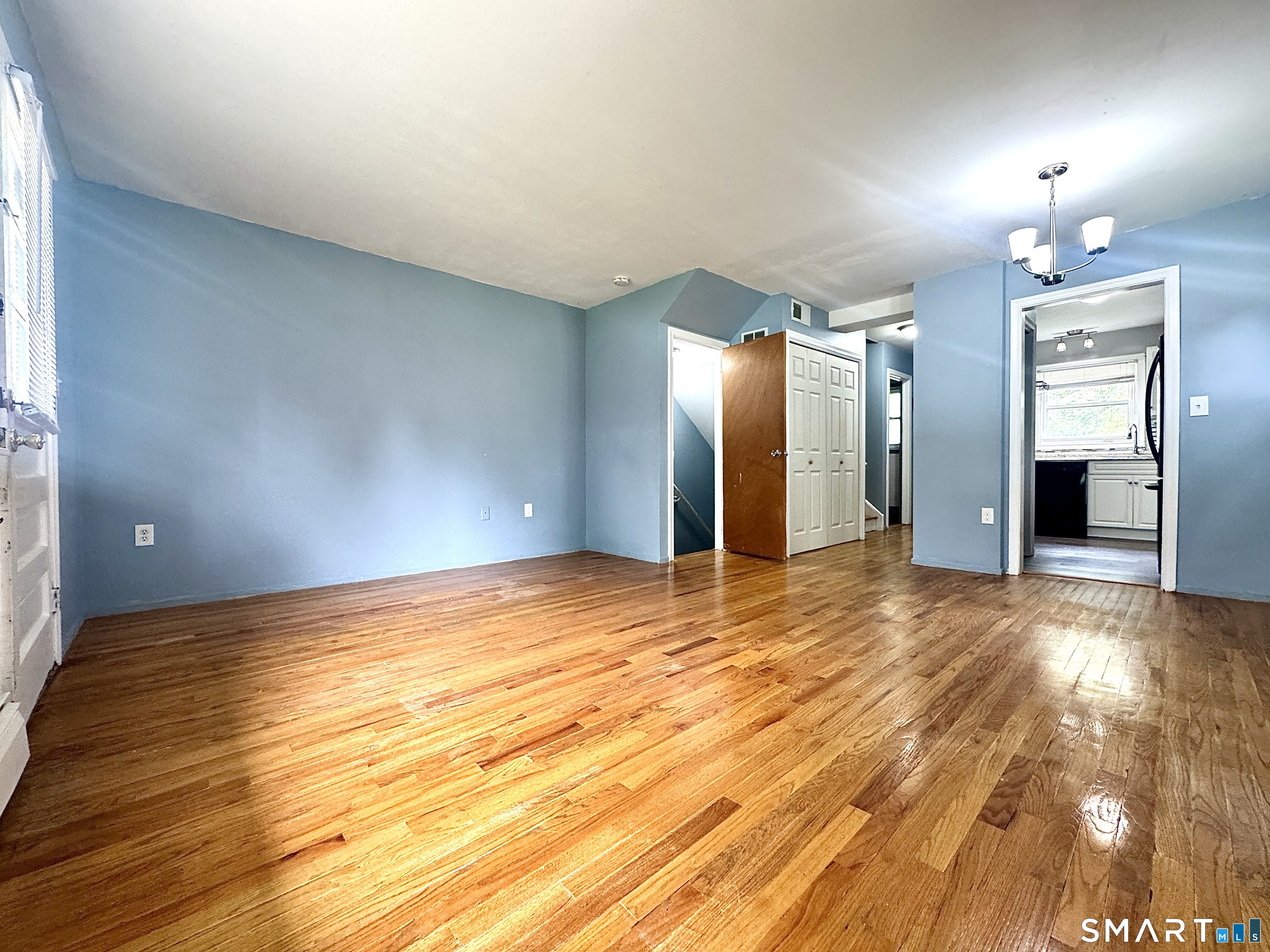 227 Wintonbury Avenue 1