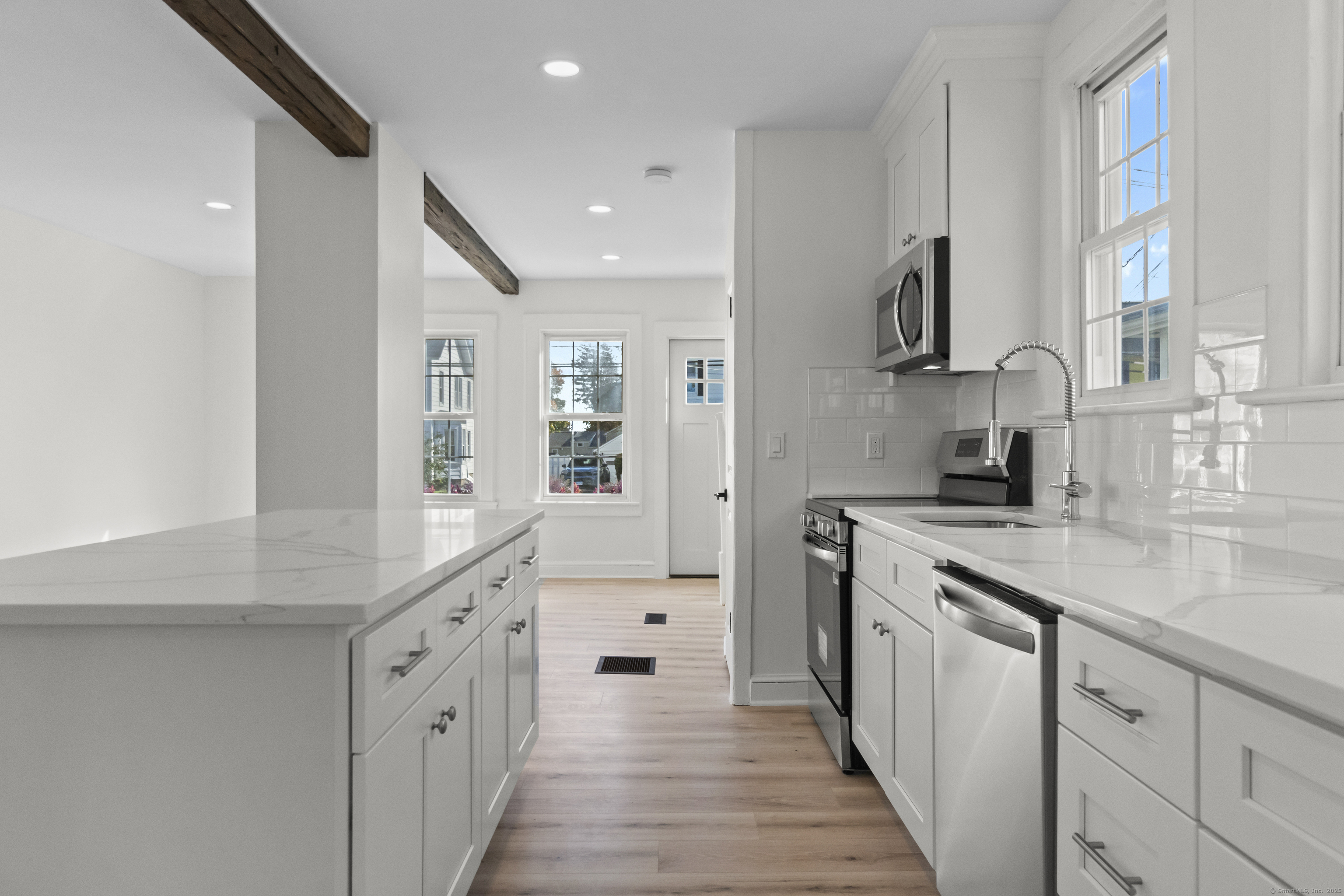 190 West Main Street