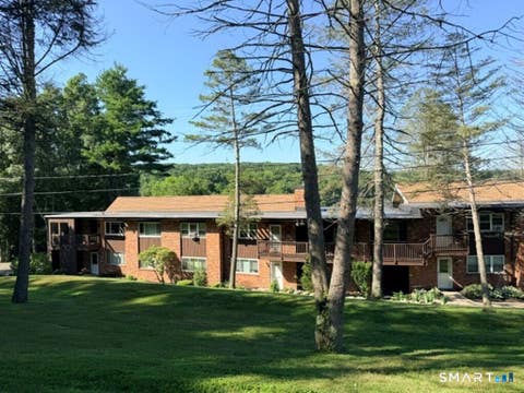 Condo For Rent - 264 Lyman Road #1-1<br/> New Haven County, Wolcott, CT 06716