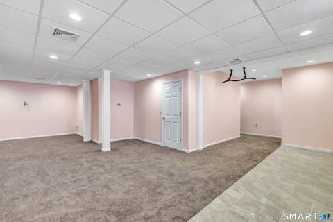 Tiny photo for 9 Fox Run Lane, Seymour, CT 06483 (MLS # 24166367)