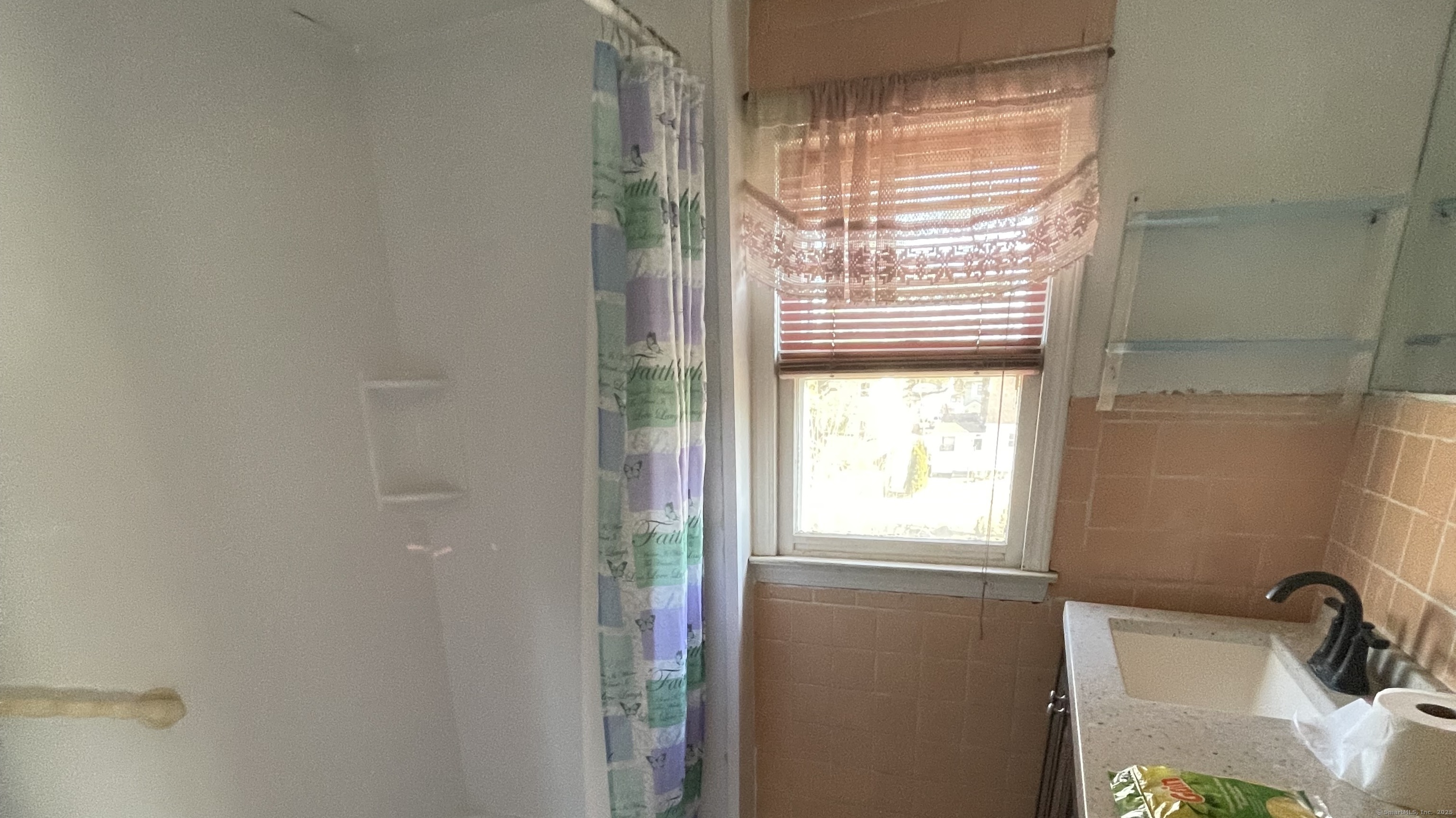 16 Cambridge Street, Hartford, Connecticut image 8