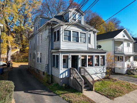 Multifamily For Sale - 33 Prescott Street<br/> Meriden, CT 06450