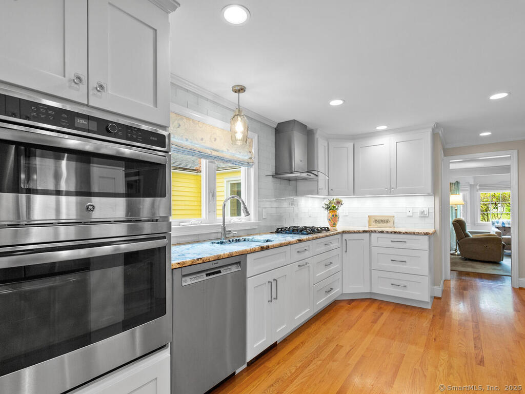 15 Chapman Road, West Hartford, Connecticut image 12