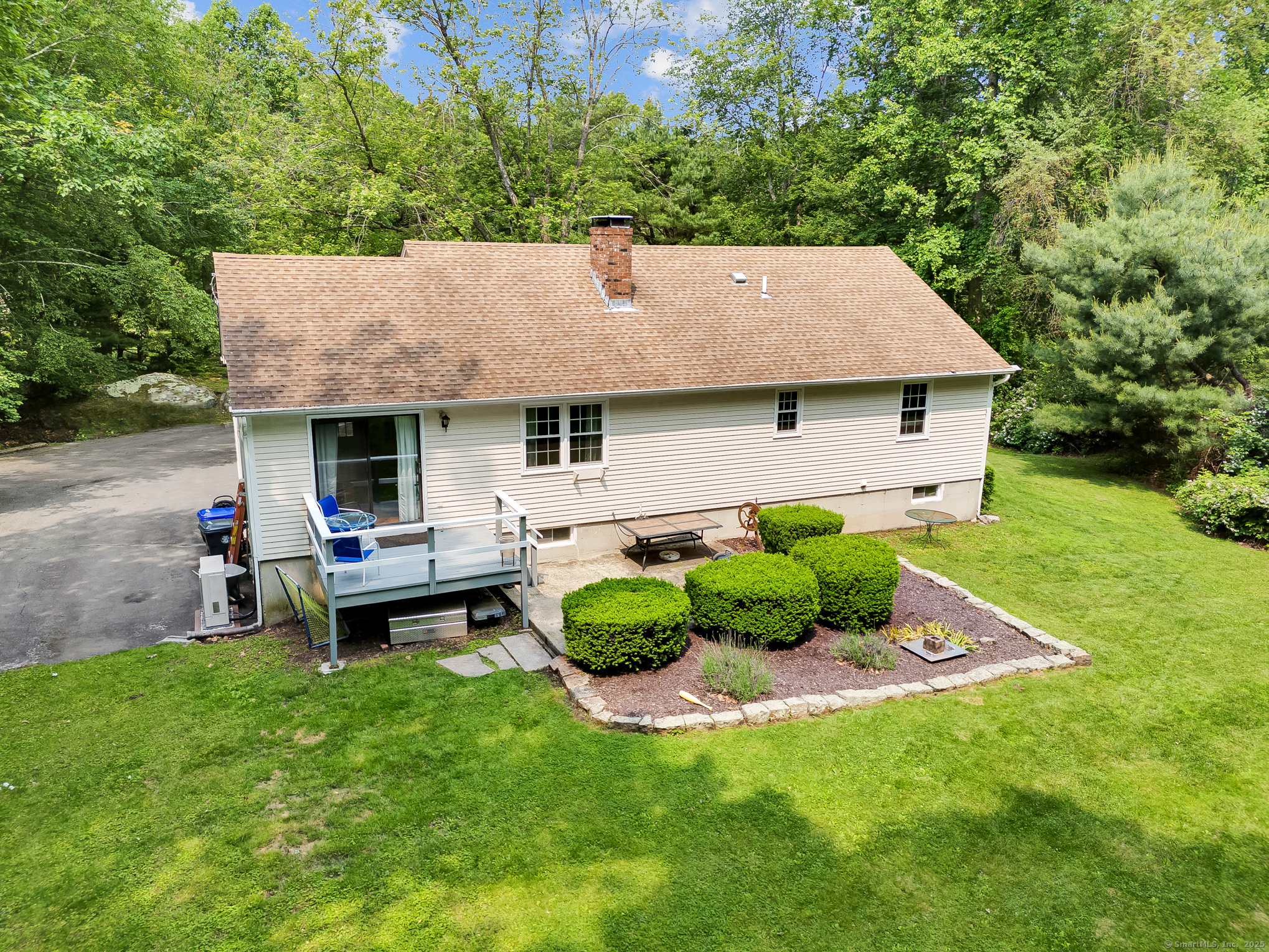 21 Quarry Road, Branford, Connecticut image 32