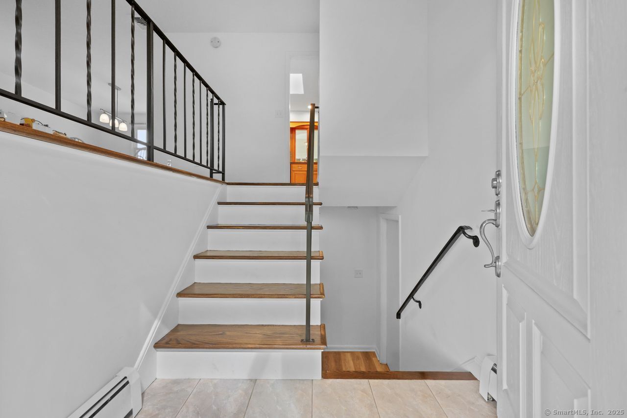 120 Sheffield Circle