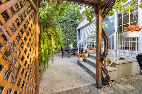 Tiny photo for 16 Weathervane Road #16, Bristol, CT 06010 (MLS # 24134292)