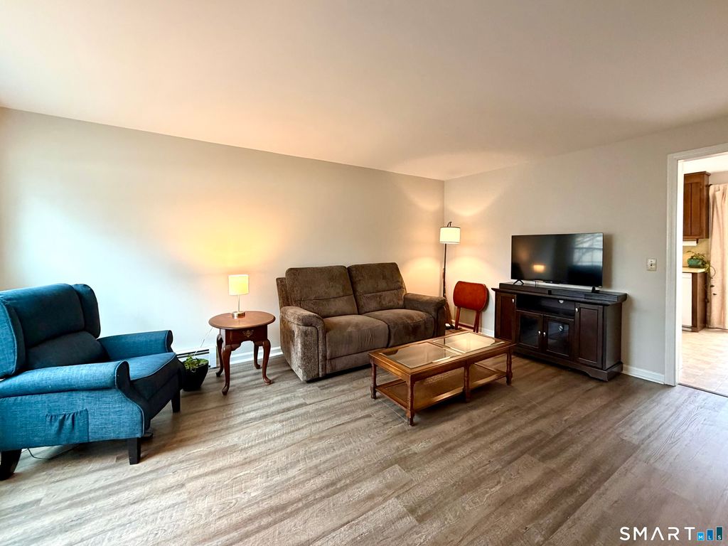 Photo of 36 Grove Street #E, Manchester, CT 06042 (MLS # 24163340)