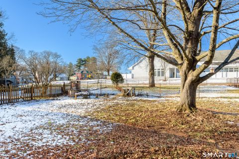 Tiny photo for 82 Washington Street, Manchester, CT 06042 (MLS # 24144265)