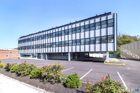 Photo of 1011 HIGHRIDGE Road #2H, Stamford, CT 06905 (MLS # 24148550)