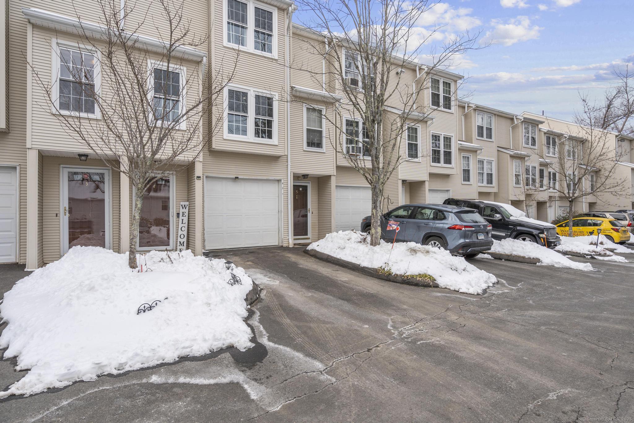 40 Deerwood Lane #4, Waterbury, Connecticut image 34