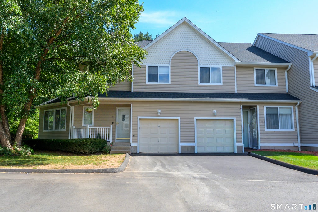 Photo of 33 Florence Way #33, Farmington, CT 06032 (MLS # 24206363)