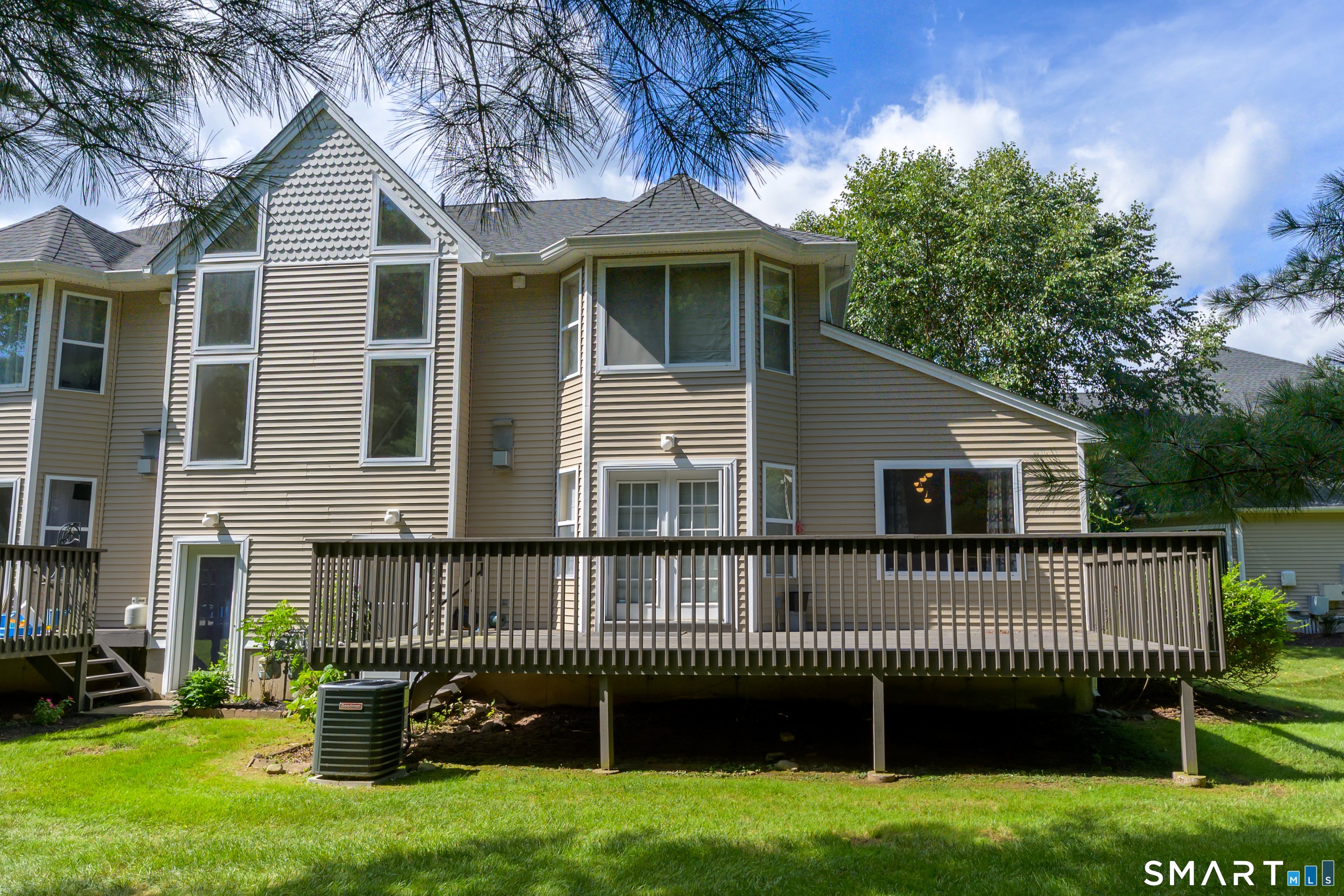 33 Florence Way 33