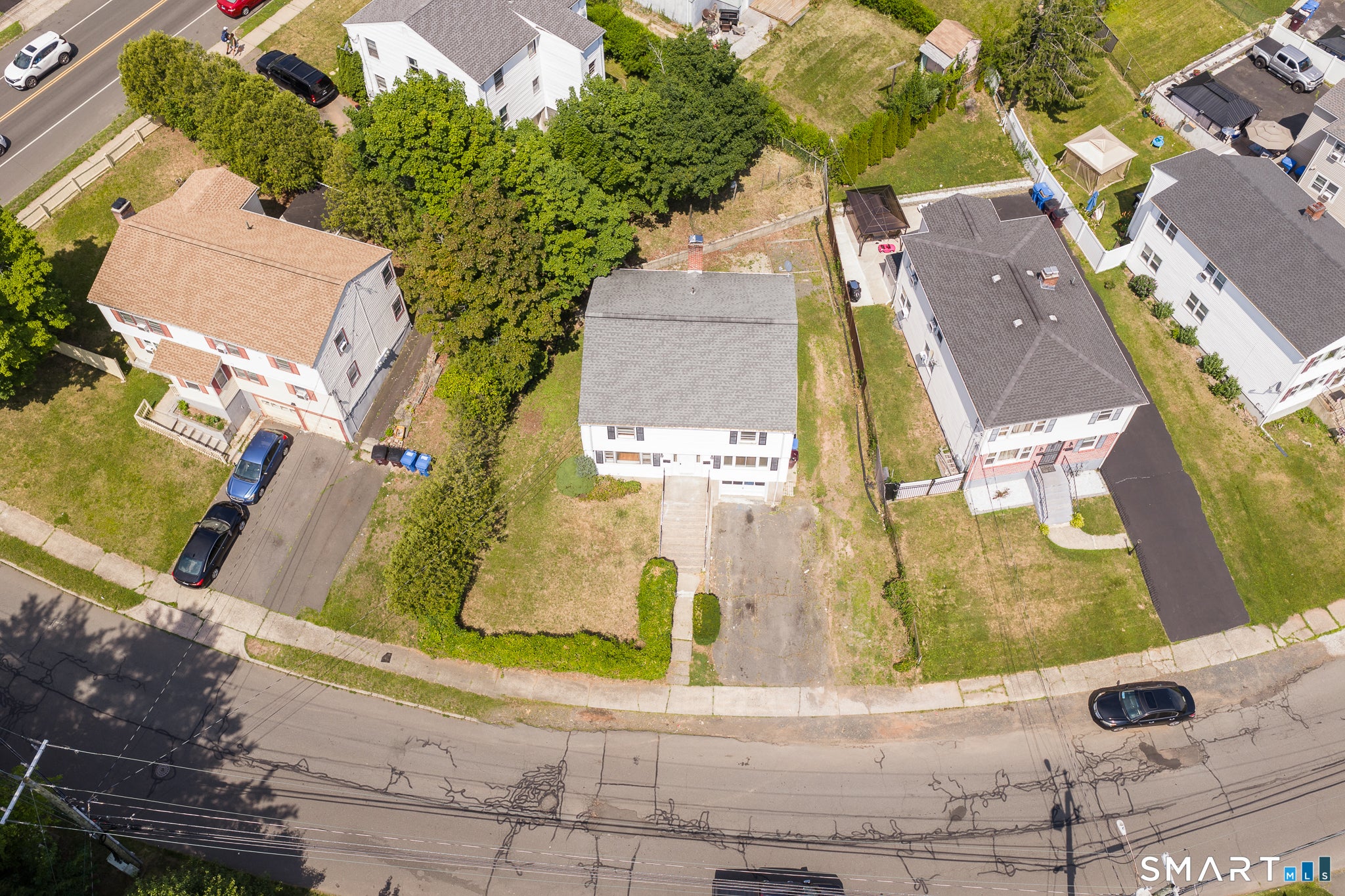 12 Lewis Road