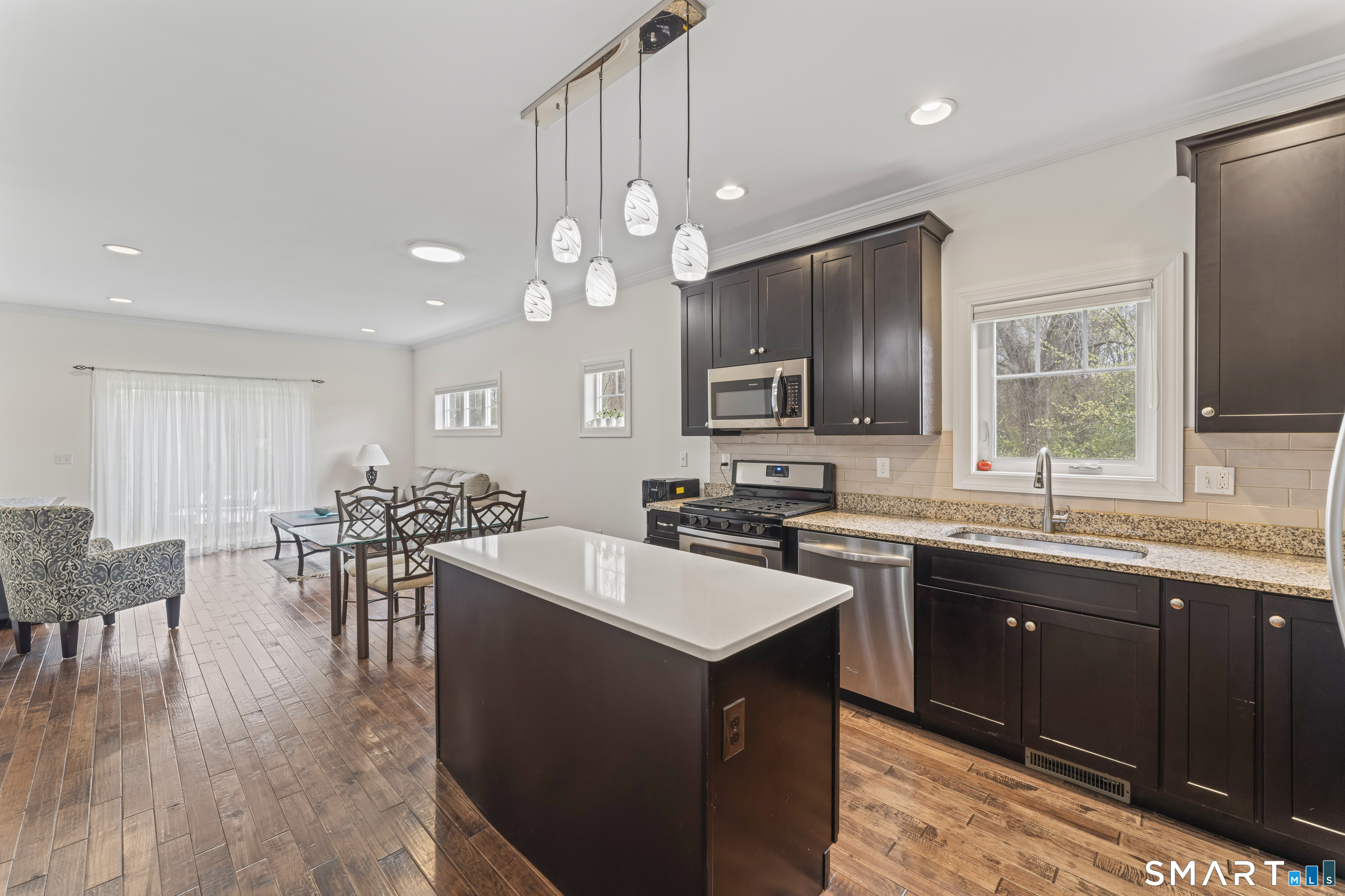 57 South Lakeside Drive