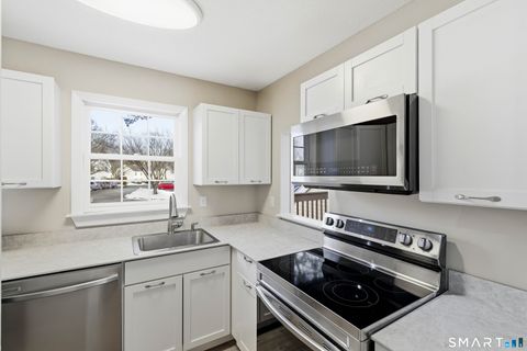 Tiny photo for 54 Rope Ferry Road #C42, Waterford, CT 06385 (MLS # 24151010)