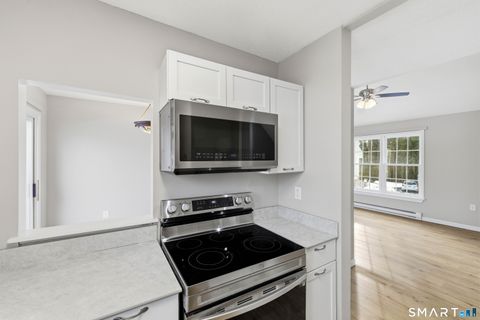 Tiny photo for 54 Rope Ferry Road #C42, Waterford, CT 06385 (MLS # 24151010)