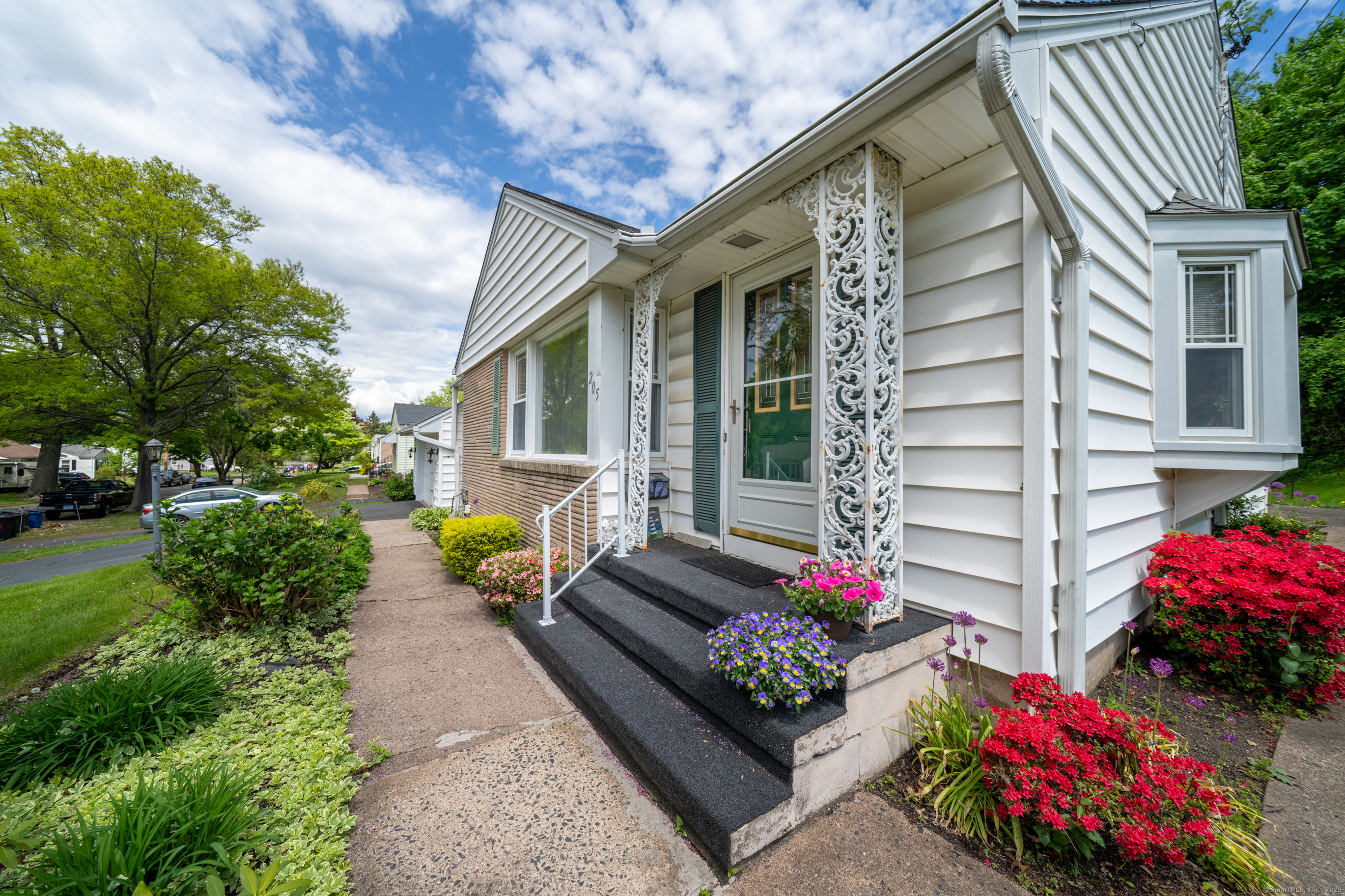 205 Elaine Terrace, New Haven, Connecticut image 3