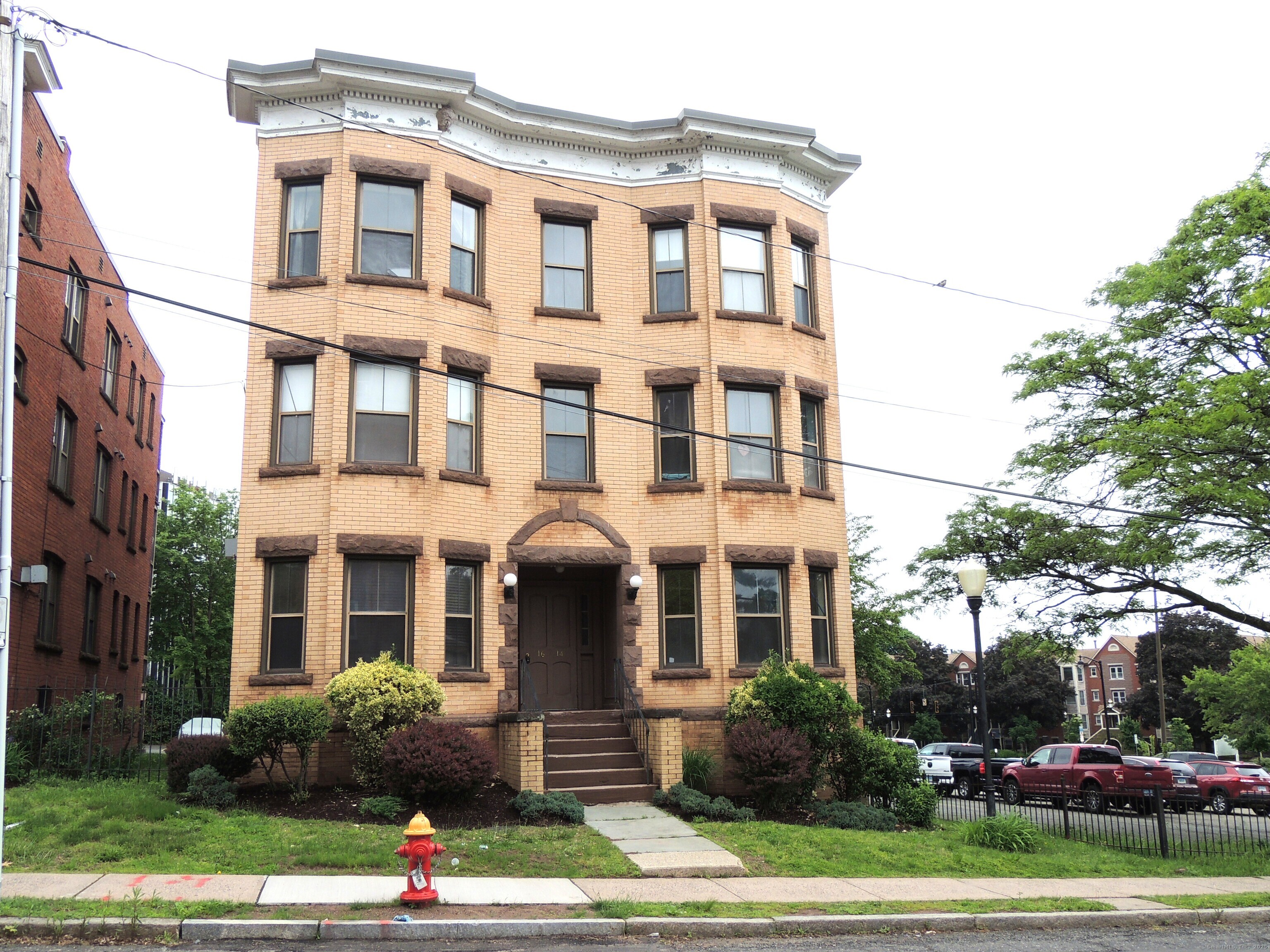16 Essex Street #5F, Hartford, Connecticut image 1