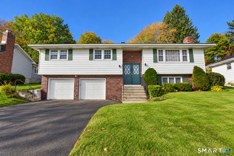 Photo of 47 Greenfield Avenue, Waterbury, CT 06708 (MLS # 24216518)
