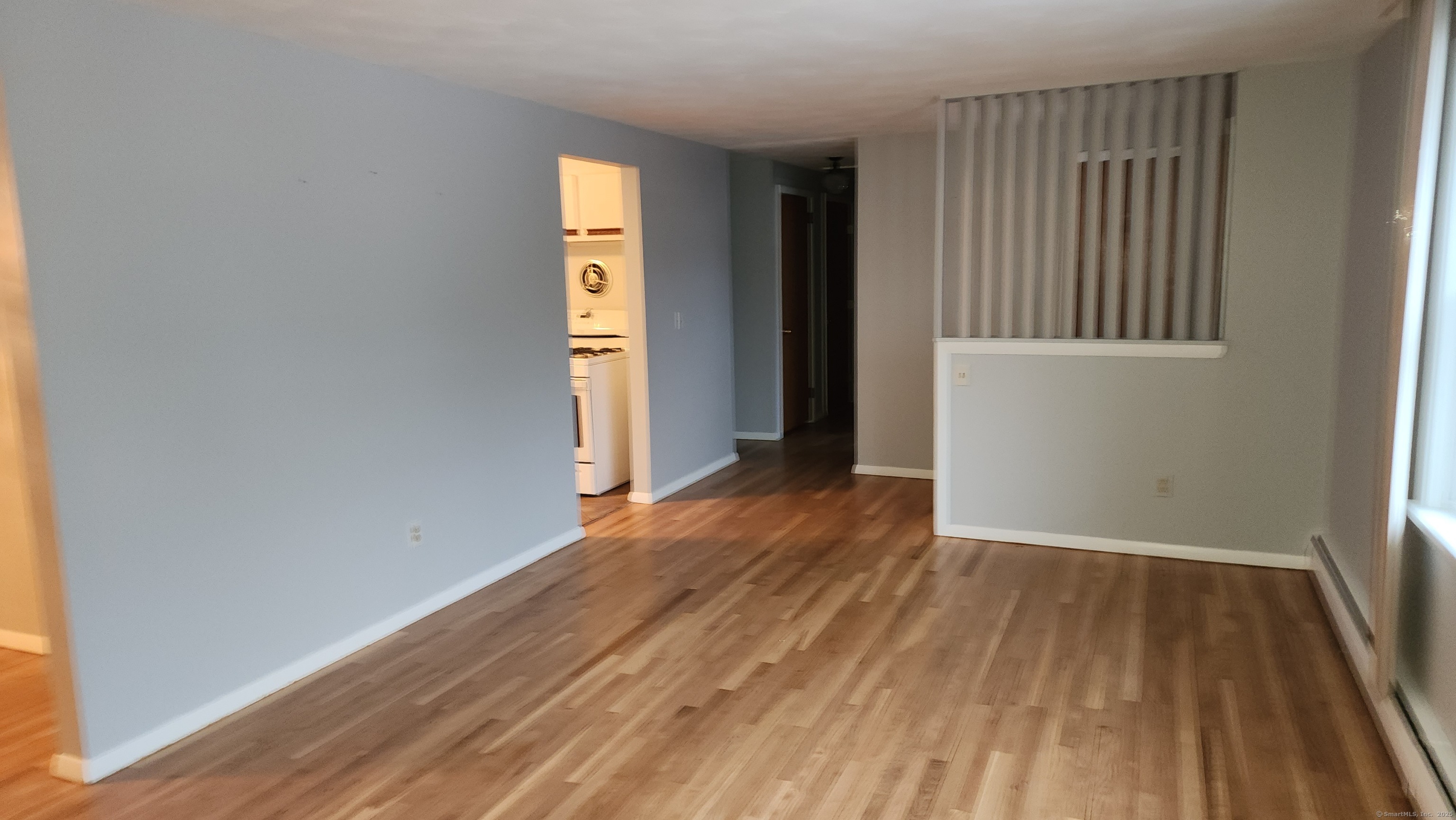 West Hartford, Connecticut 06110, United States, 3 Bedrooms Bedrooms, ,2 BathroomsBathrooms,Residential,Active,7024