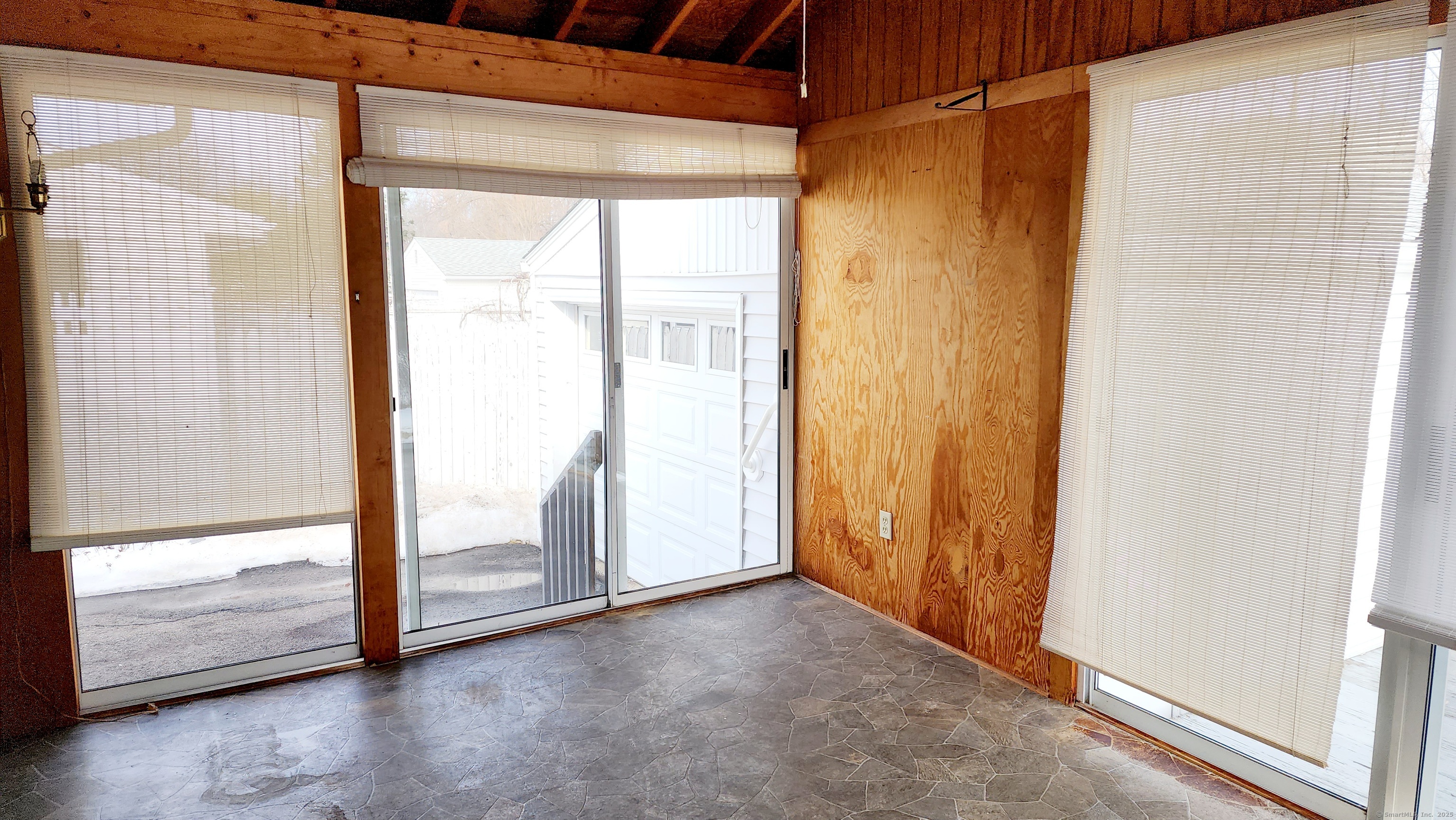 West Hartford, Connecticut 06110, United States, 3 Bedrooms Bedrooms, ,2 BathroomsBathrooms,Residential,Active,7024