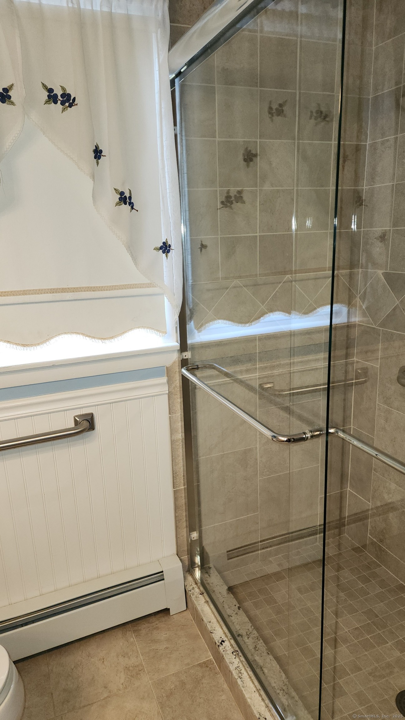 West Hartford, Connecticut 06110, United States, 3 Bedrooms Bedrooms, ,2 BathroomsBathrooms,Residential,Active,7024