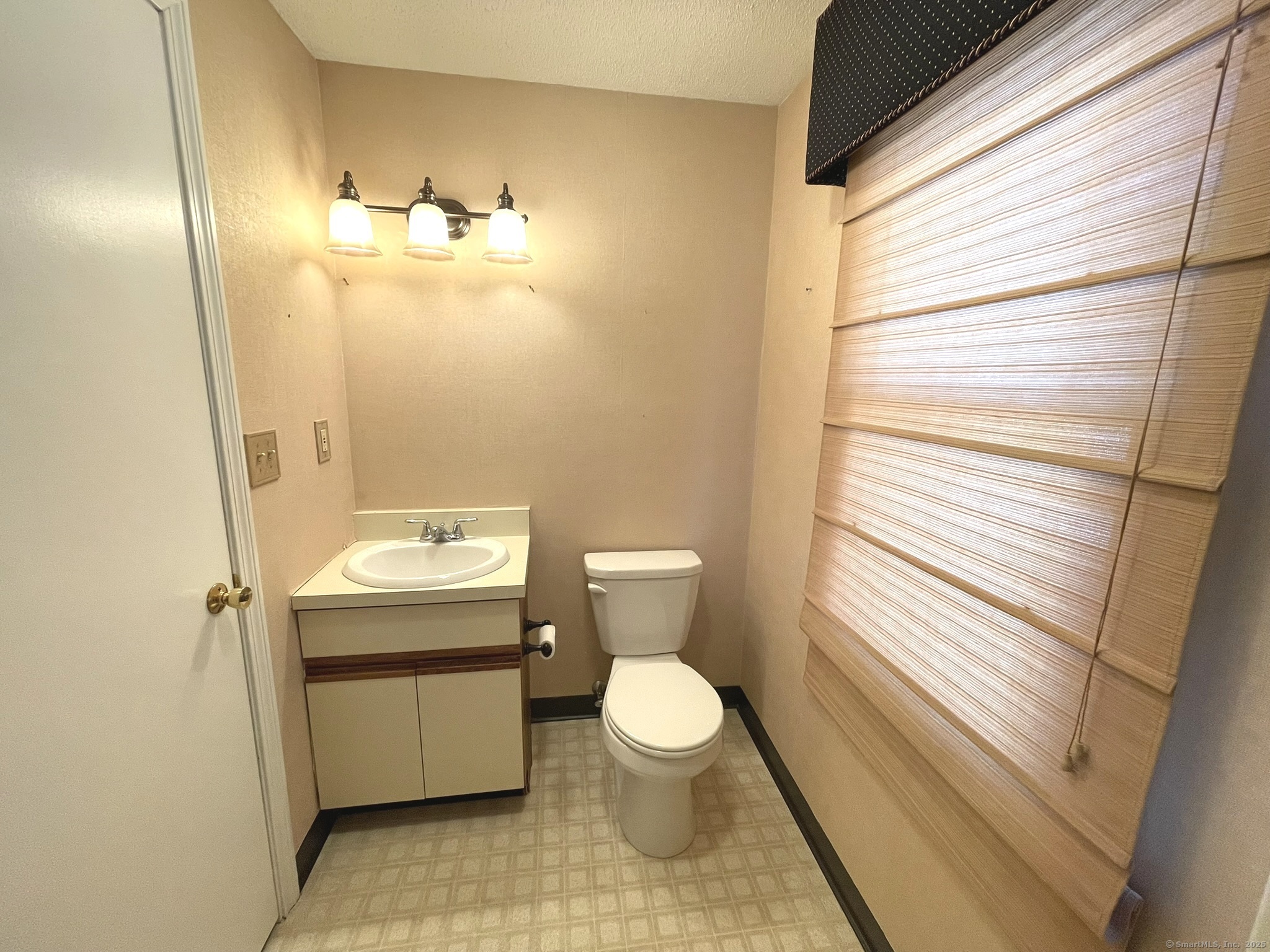14 Valley View Court #14, Hamden, Connecticut image 10