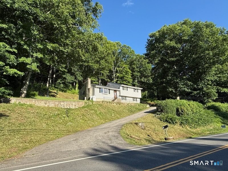 438 Hill Road