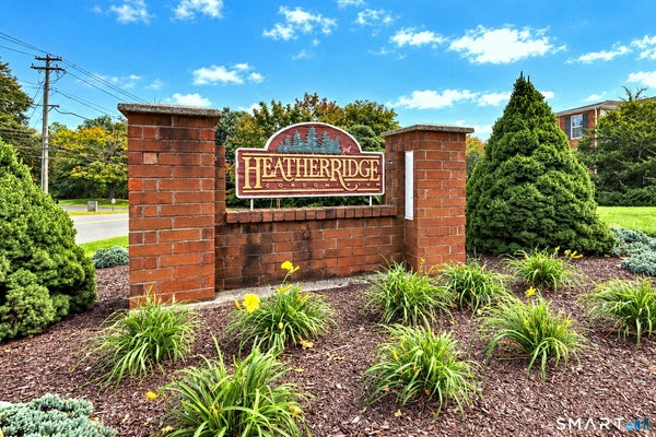 60 HEATHER RDG APT 60, SHELTON, CT 06484 - Image efc0fd9fa50476a4a83dbe1d30ddeceb/257752303