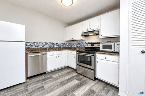 Tiny photo for 60 Heather Ridge #60, Shelton, CT 06484 (MLS # 24211168)