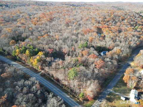 Photo of Middle Turnpike, Mansfield, CT 06268 (MLS # 24190515)