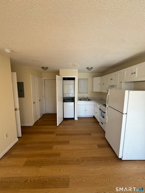 Condo For Rent - 4 Warwick Street #8<br/> New Haven County, New Haven, CT 06513
