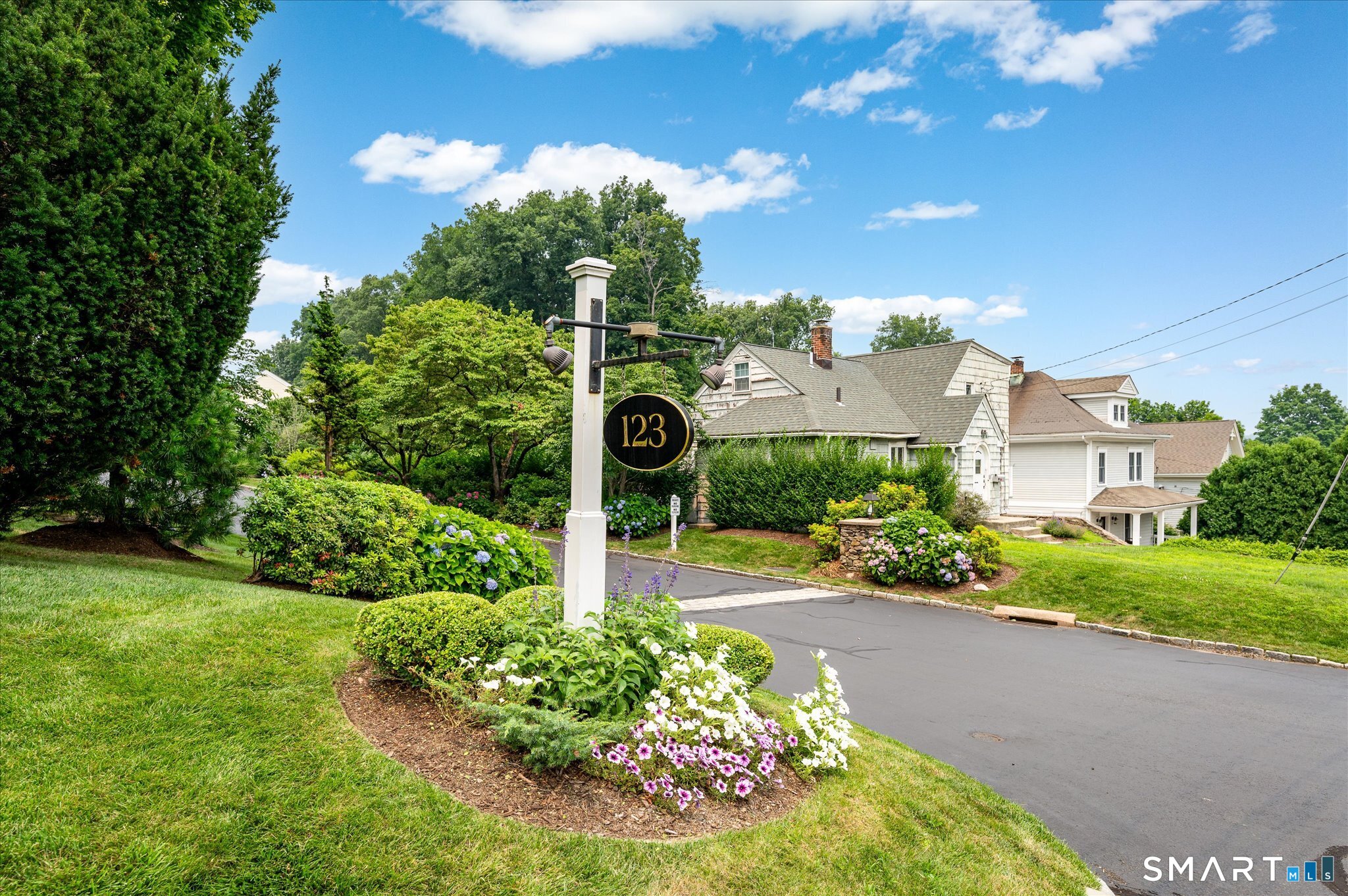 123 Richmond Hill Road 4