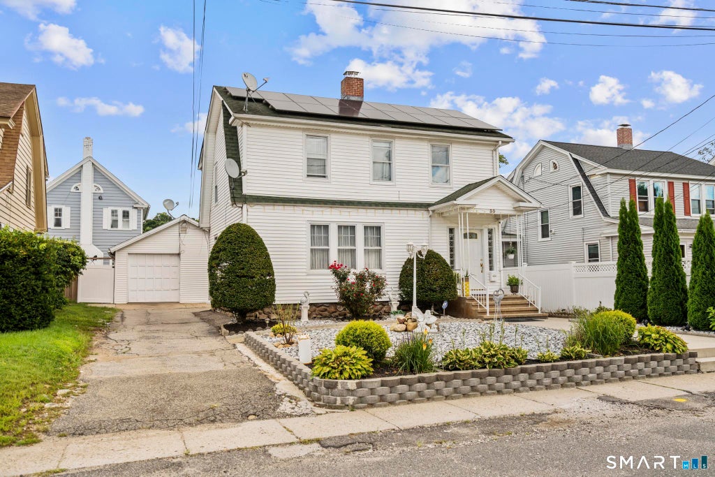 Photo of 30 Edwin Avenue, Waterbury, CT 06708 (MLS # 24204502)