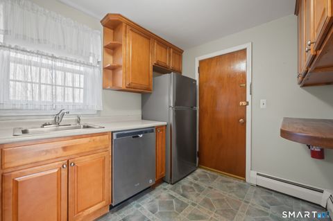 Tiny photo for 1250 Farmington Avenue #APT C, Farmington, CT 06032 (MLS # 24159698)