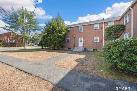 Tiny photo for 1250 Farmington Avenue #APT C, Farmington, CT 06032 (MLS # 24159698)