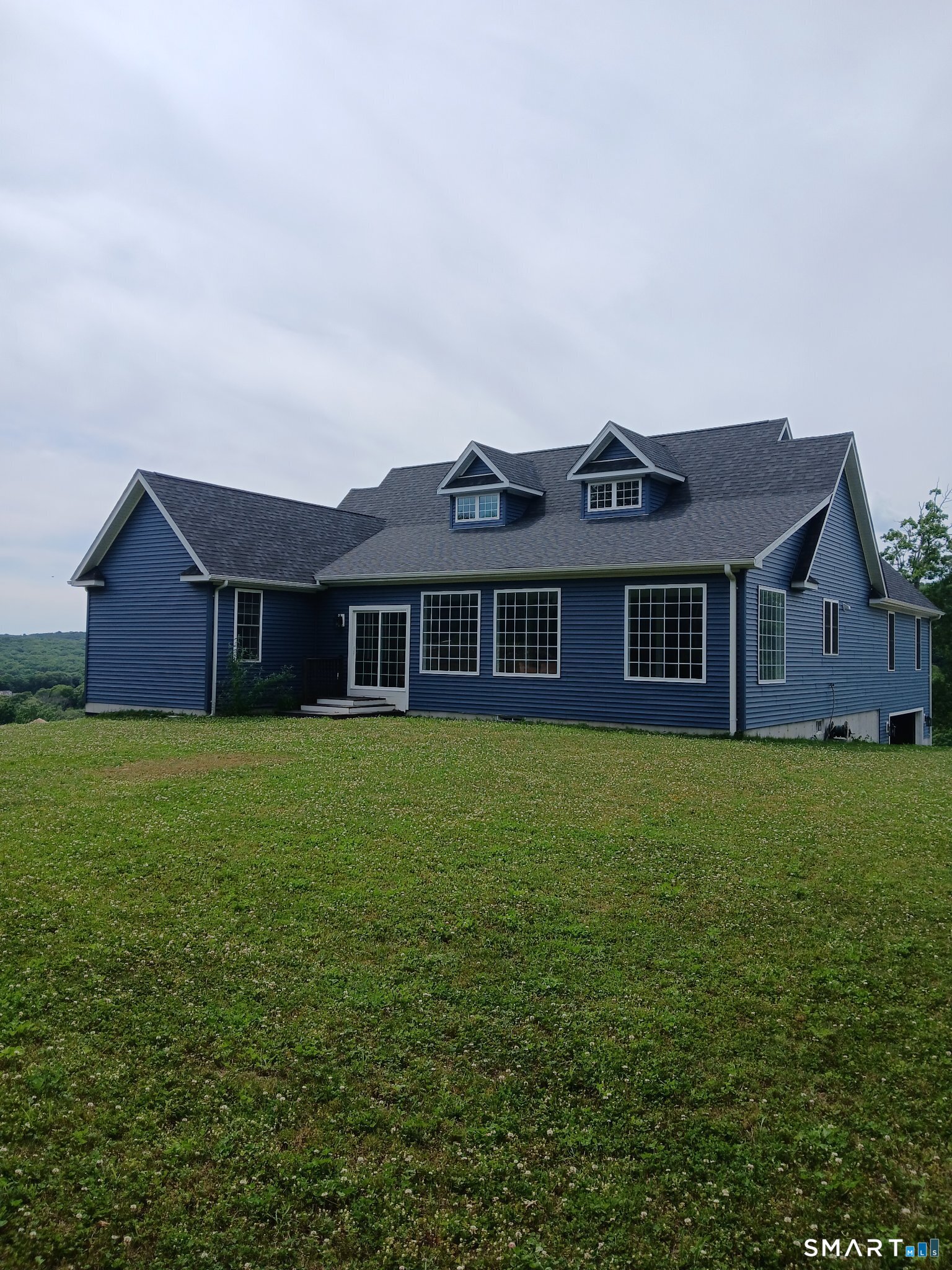 11-R Upper Kensington Drive