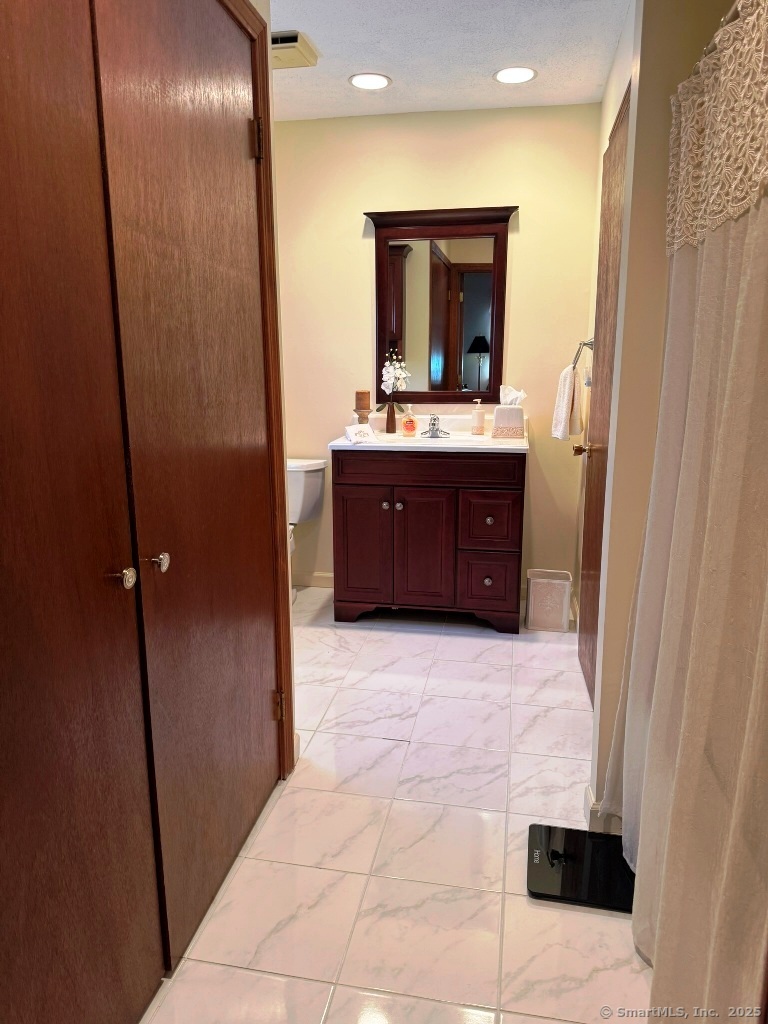 18 Brookwood Court, Prospect, Connecticut image 33